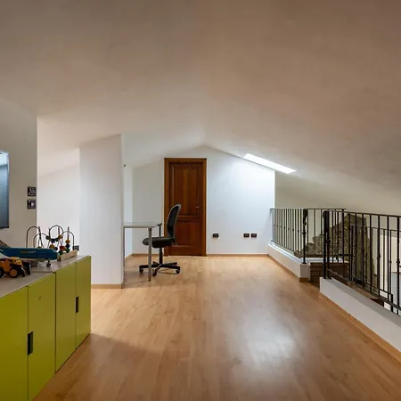 - In Collina Vista Mare Con Piscina Privata Villa Castiglioncello